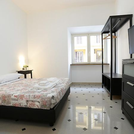 Appartement Casa Andrew à Rome Extérieur photo