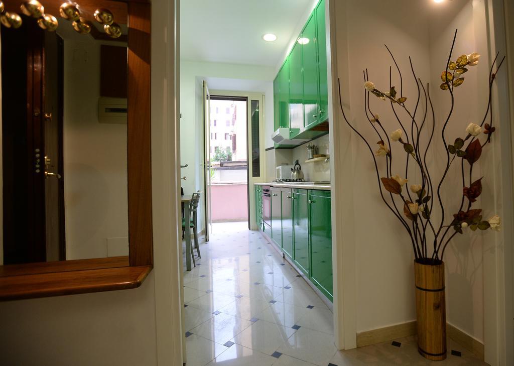 Appartement Casa Andrew à Rome Extérieur photo