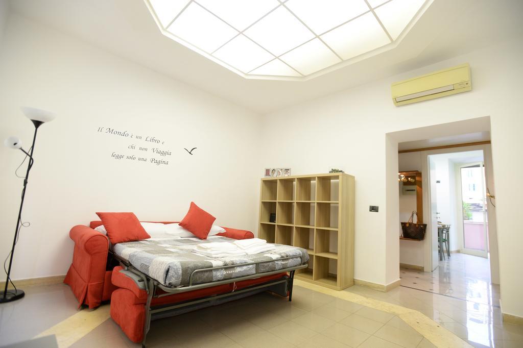 Appartement Casa Andrew à Rome Extérieur photo