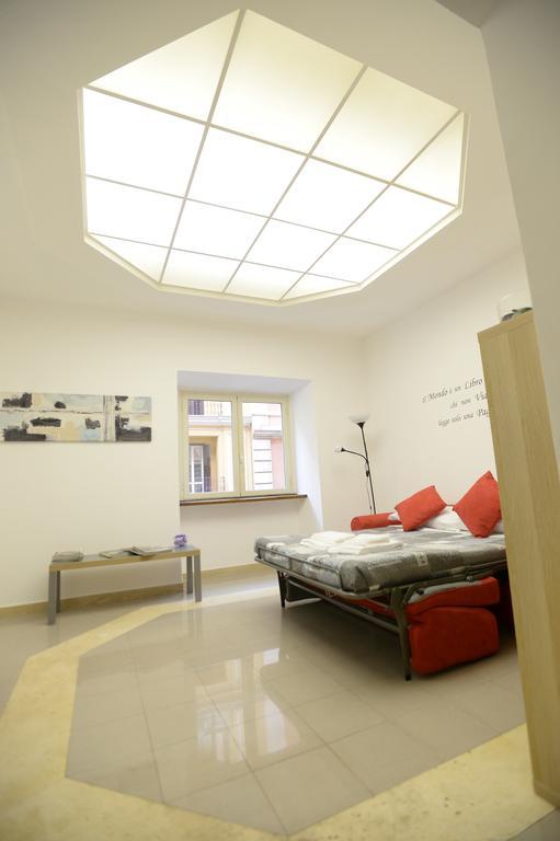 Appartement Casa Andrew à Rome Extérieur photo